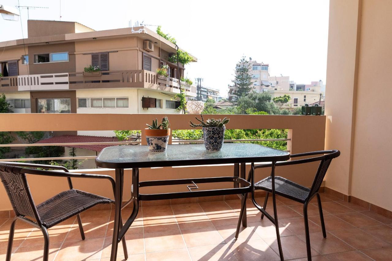 Plumi City Apartments Chania  Buitenkant foto