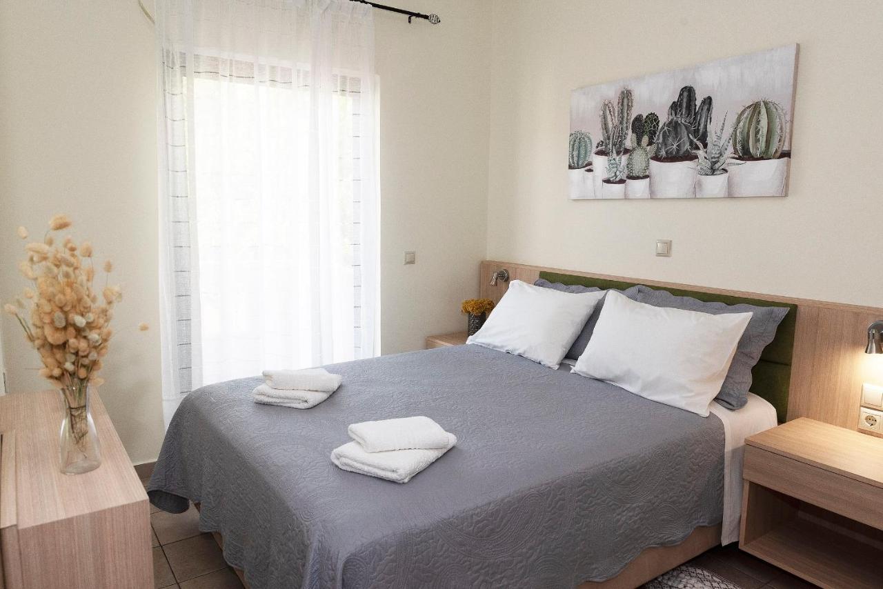 Plumi City Apartments Chania  Buitenkant foto