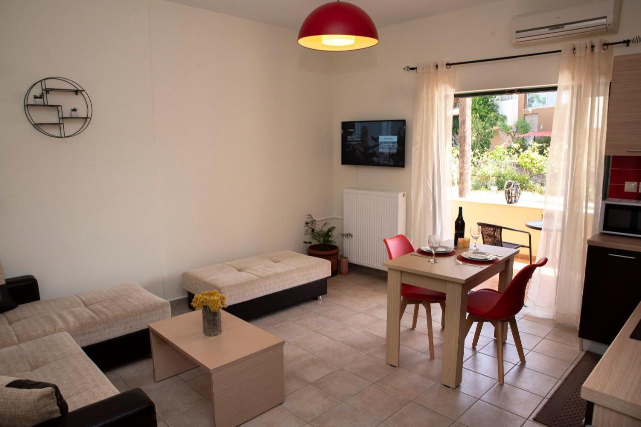 Plumi City Apartments Chania  Buitenkant foto