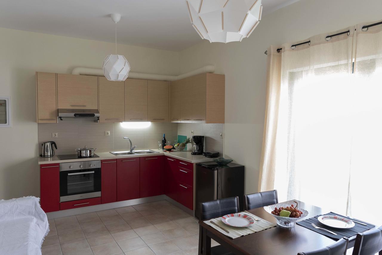 Plumi City Apartments Chania  Buitenkant foto