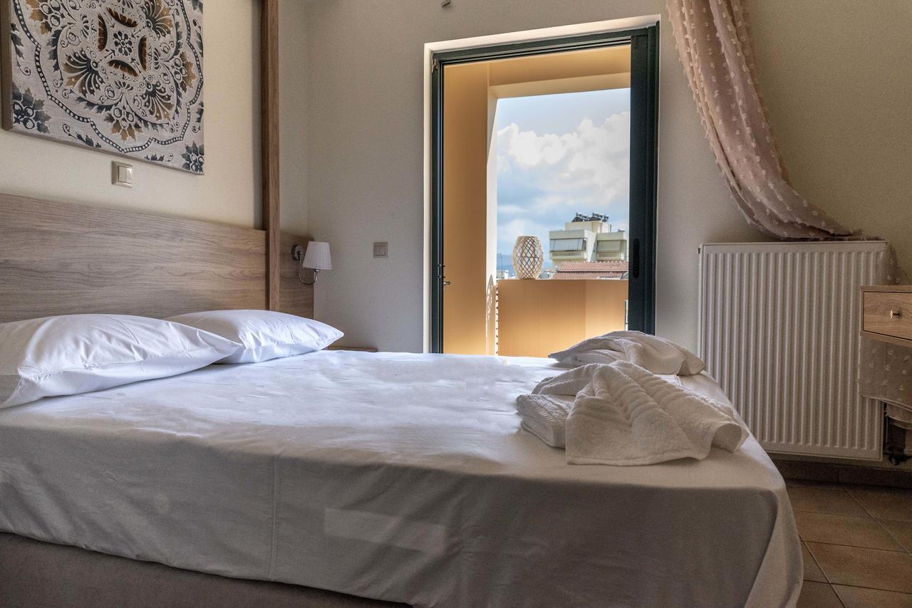 Plumi City Apartments Chania  Buitenkant foto