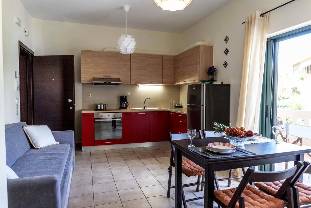 Plumi City Apartments Chania  Buitenkant foto